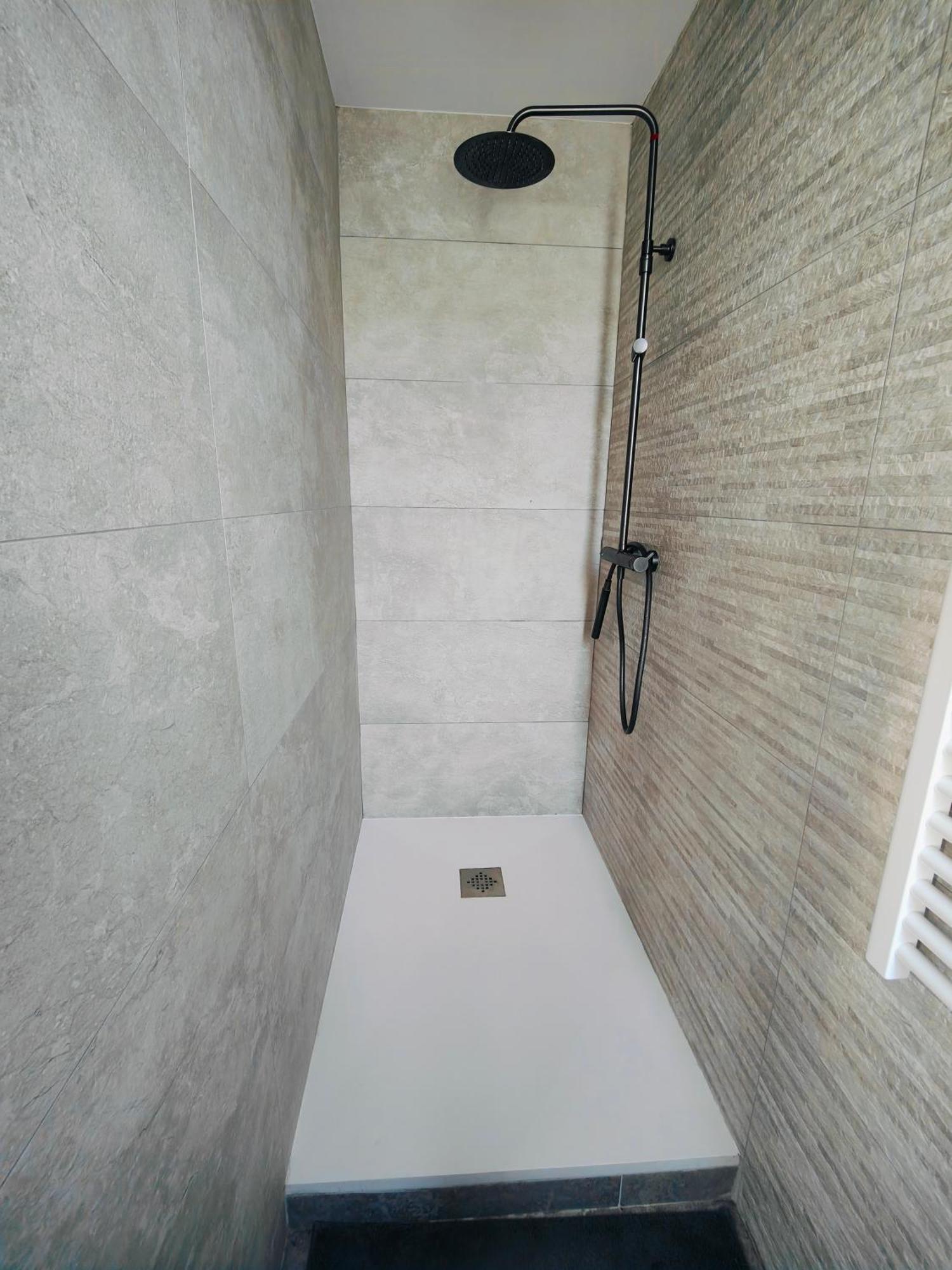 Self-Checkin Town House - Rooms To Rent In A Beautiful Modern Town House - Not A Hotel - Location De Chambres Avec Arrivee En Autonomie - Extra Fee For Sheets And Towels - Private Parking - Check Your Plateform Inbox And Follow Check-In Instructions Saint-Romain-en-Gal Ngoại thất bức ảnh